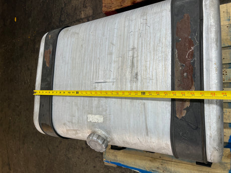 Mack D-Shape Aluminum Fuel Tank Dimensions: 34" L x 23" W x 25" H For Sale