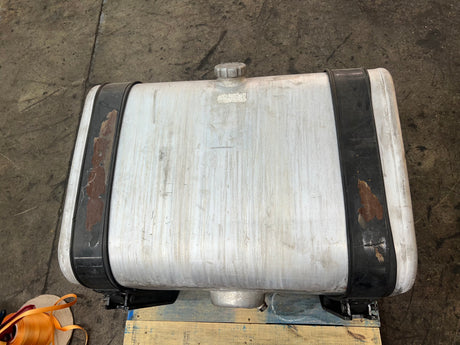Mack D-Shape Aluminum Fuel Tank Dimensions: 34" L x 23" W x 25" H For Sale