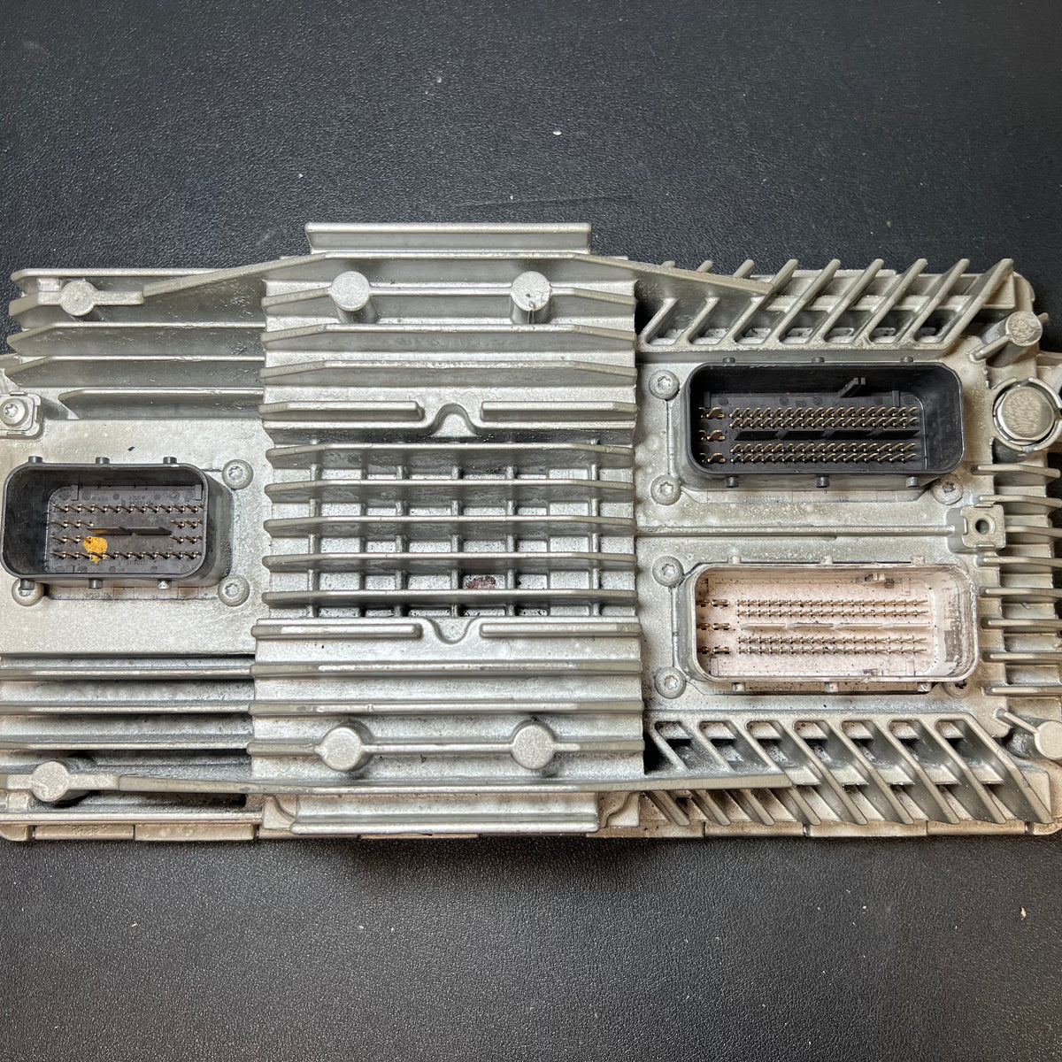 2008 International Navistar Maxxforce Engine Control Module (ECM) 1883 ...