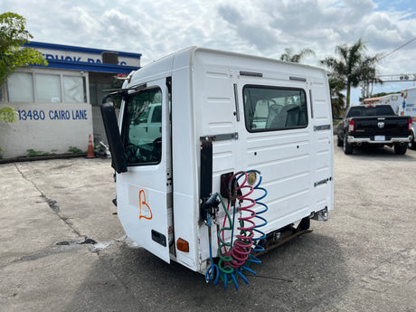 2007 Volvo VNL Conventional New Generation CAB Shell For Sale