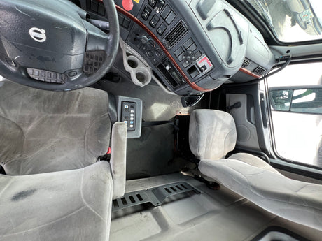 2007 Volvo VNL Conventional New Generation CAB Shell For Sale