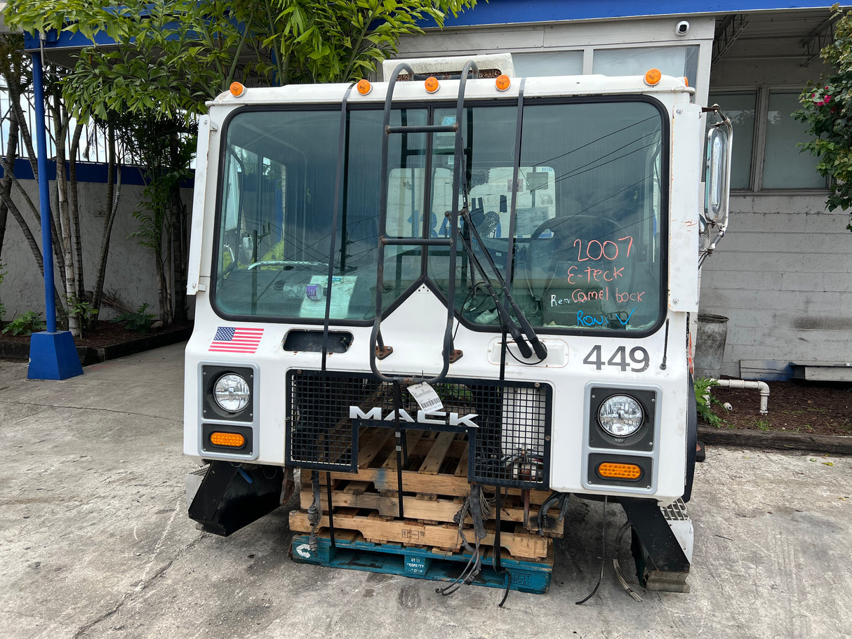 2007 MACK MR688S Low CAB Forward (LCF) Shell For Sale, 600 Series