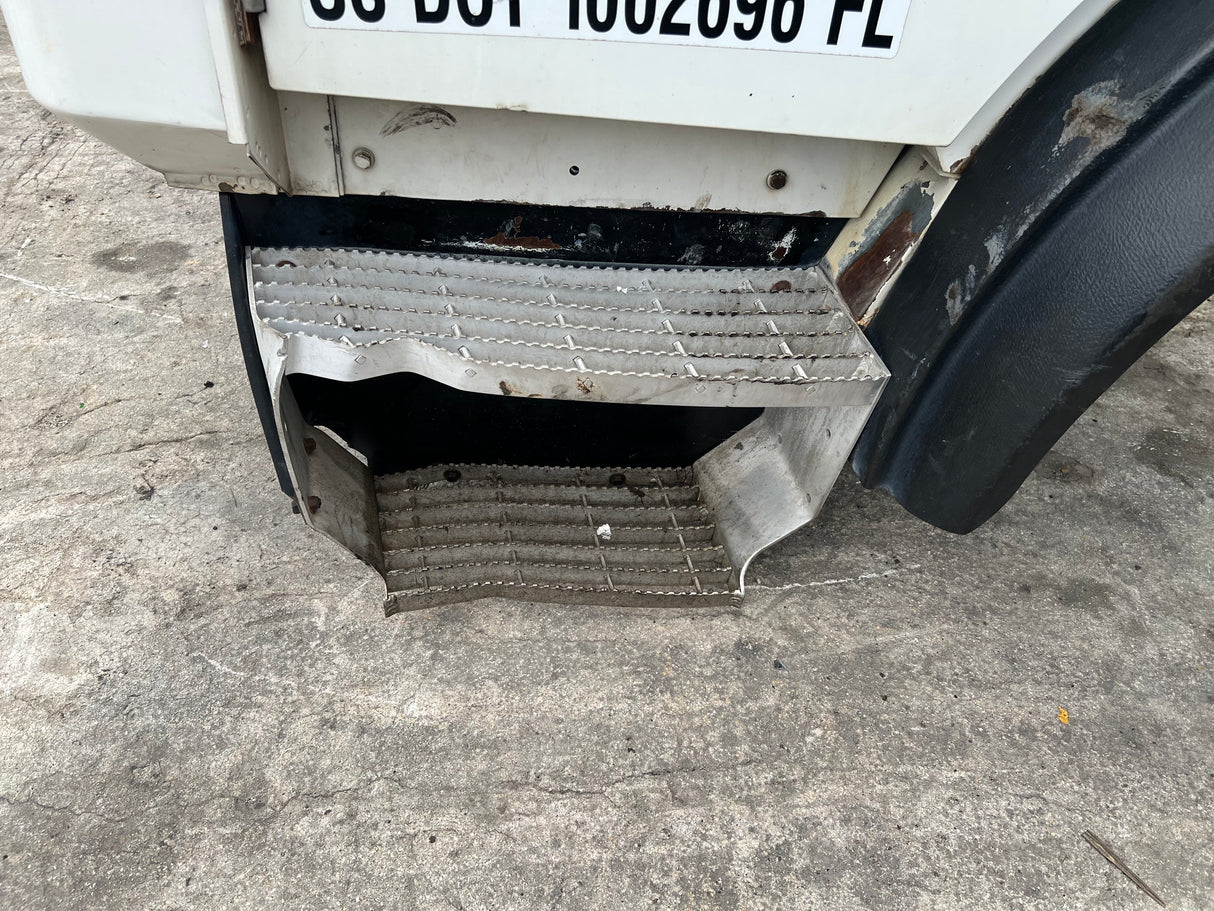 2007 MACK MR688S Low CAB Forward (LCF) Shell For Sale, 600 Series