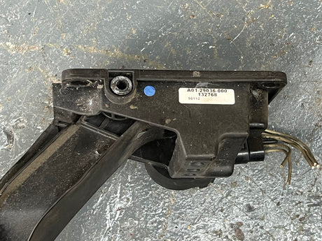 Freightliner Columbia Foot Control Pedal Part # A01-29036-000 w/ TPS Part # 133284