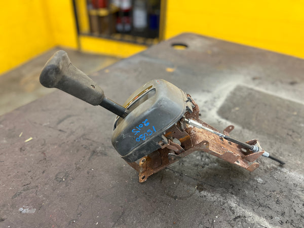 2015 Isuzu Automatic Transmission Gear Shifter For Sale