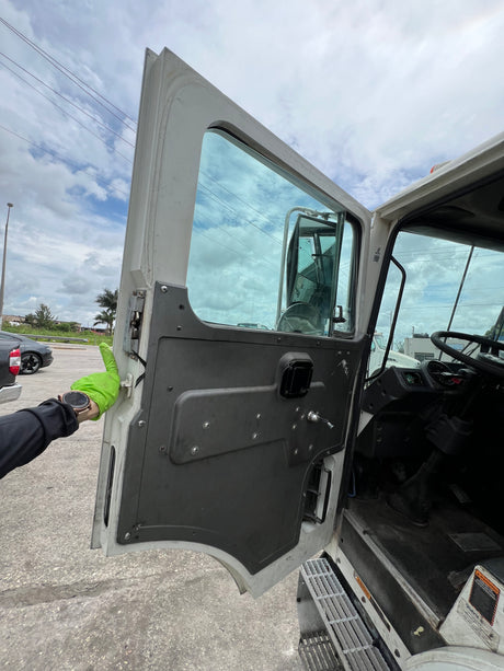 2016 MACK MRU613 Low CAB Forward (LCF) Shell For Sale, 600 Series