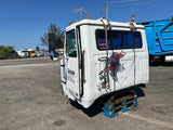 Volvo VNL Cab