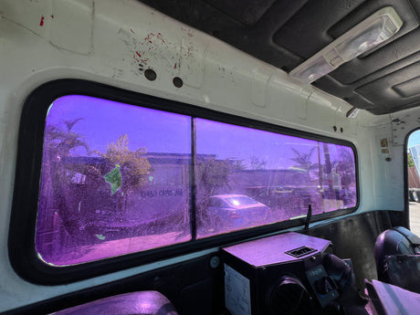 Volvo VNL Cab
