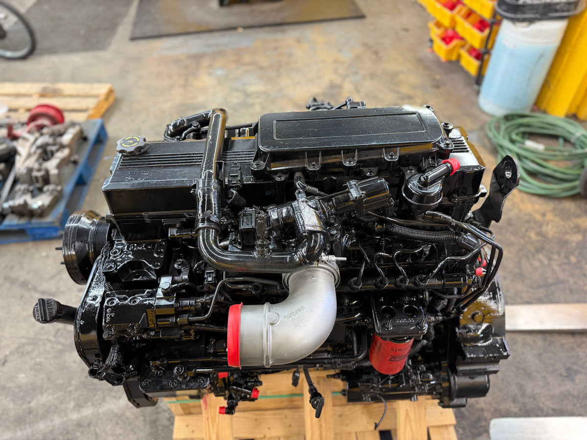 2008 Cummins ISC/ Paccar PX8 Diesel Engine For Sale with Jake Brakes, CPL 3154