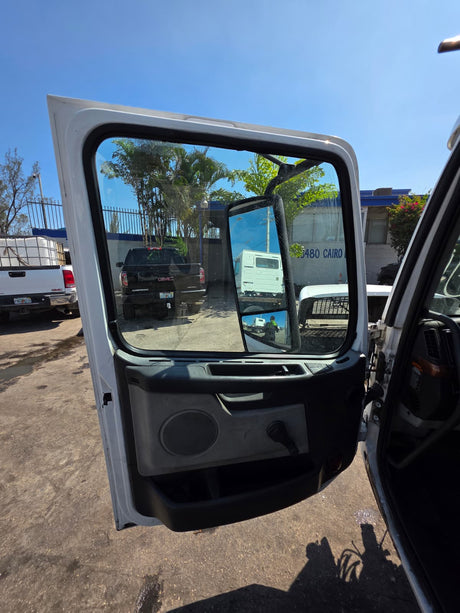 2007 VOLVO VNL CONVENTIONAL NEW GENERATION CAB SHELL FOR SALE