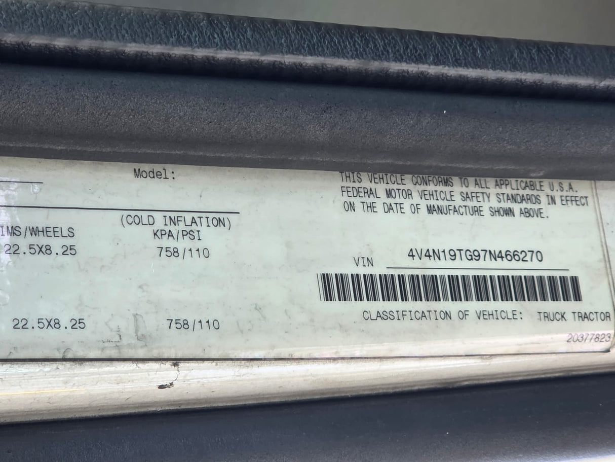 2007 VOLVO VNL CONVENTIONAL NEW GENERATION CAB SHELL FOR SALE