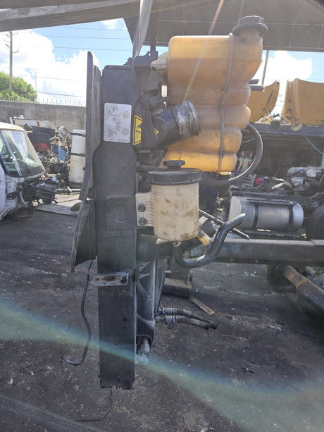 2013 International DuraStar 4300 Cooling Assembly For Sale, Radiator