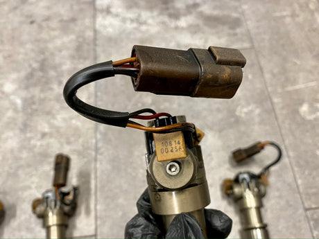 2005 International Injectors Part # 10814 00256, EGR-Model